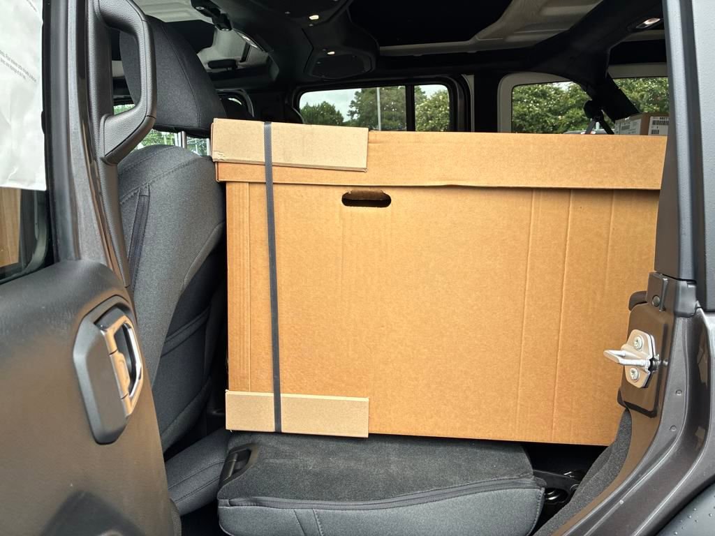 New 2025 Jeep Wrangler Sport S image 24