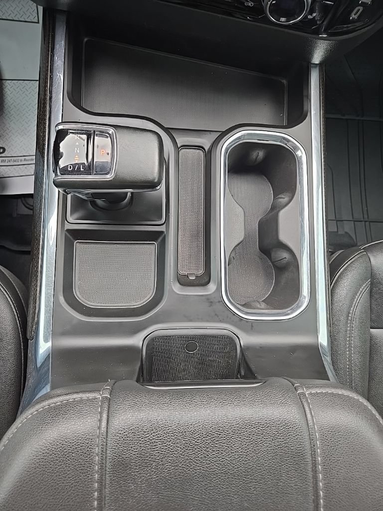 Used 2024 Chevrolet Silverado 1500 LT Trail Boss w/ Convenience Package II AWD/4WD image 27