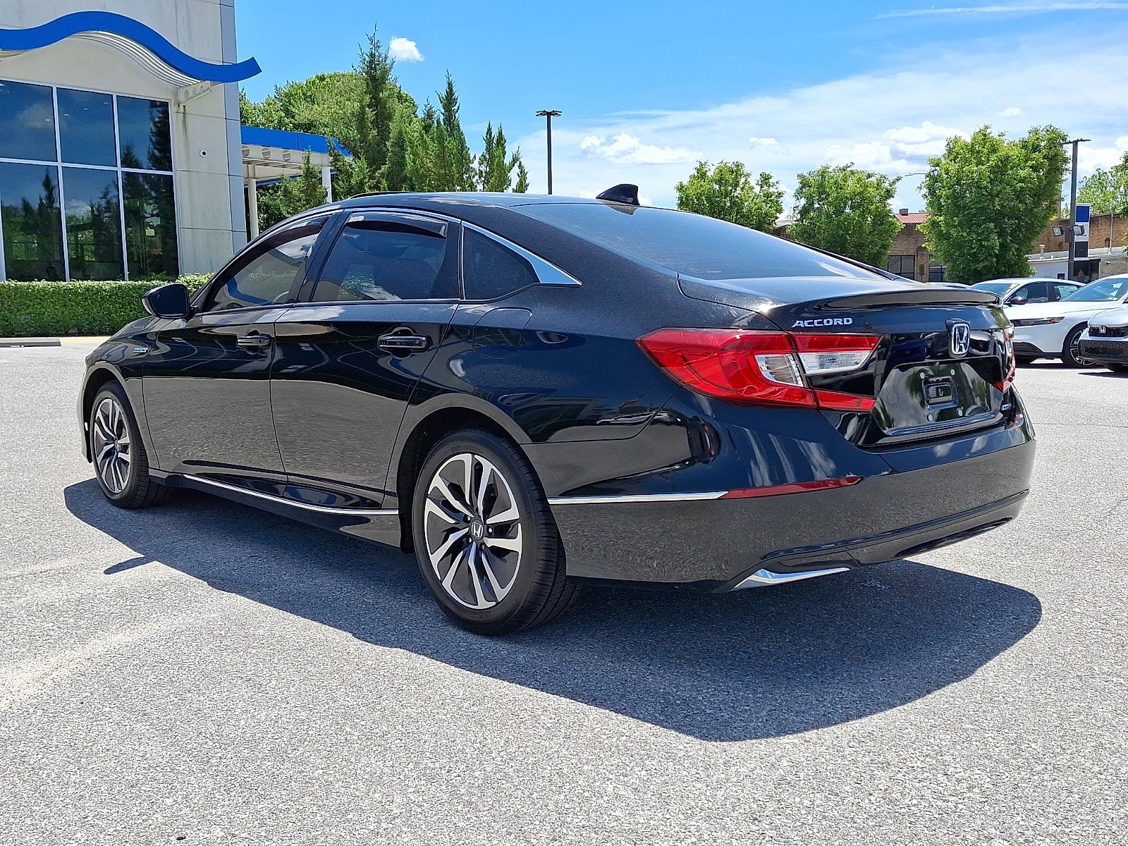 Used 2021 Honda Accord EX image 4