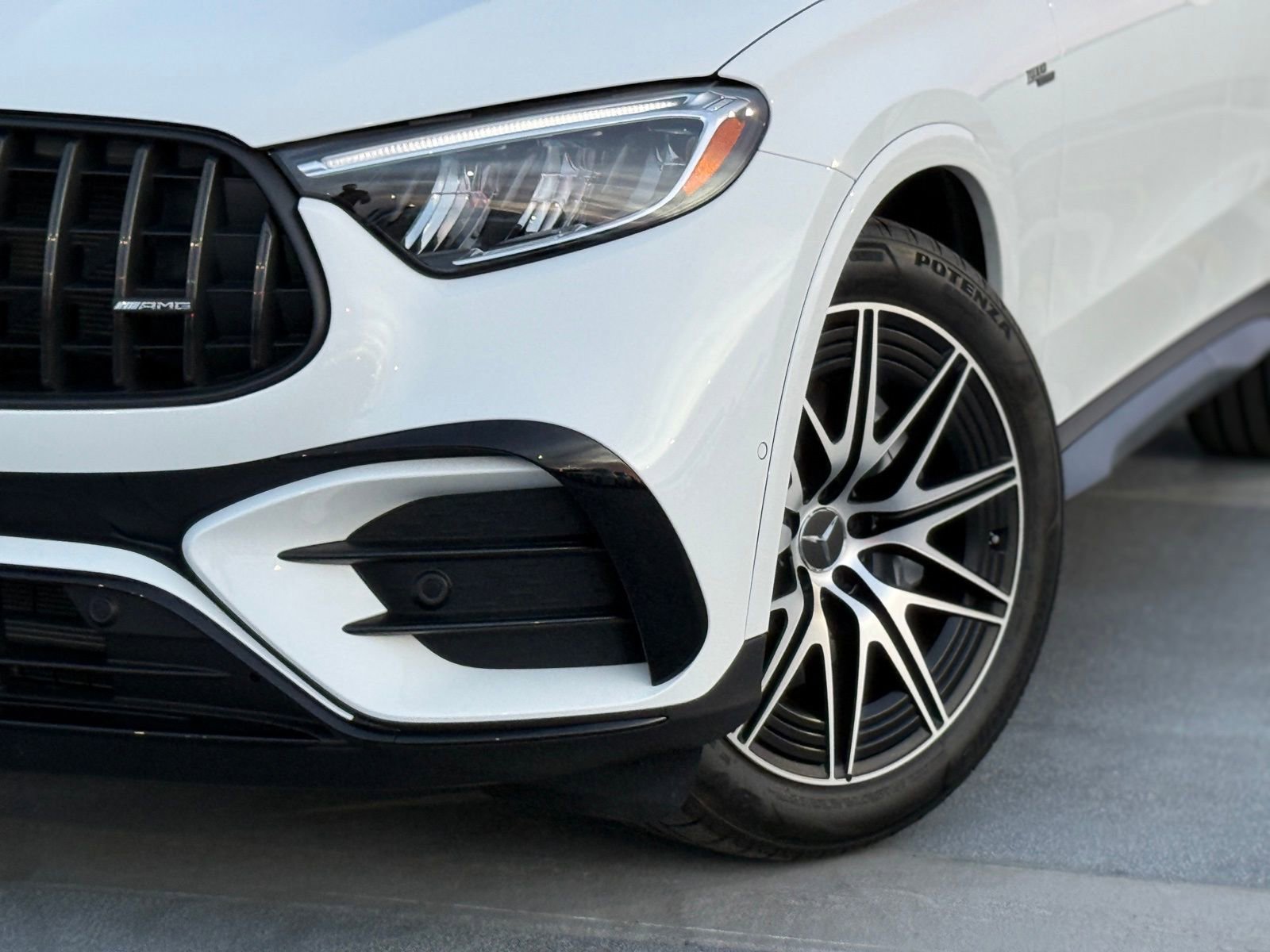 New 2026 Mercedes-Benz GLC 43 AMG 4MATIC image 4