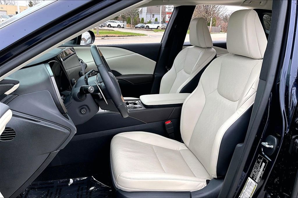 Used 2024 Lexus RX 350 Premium Plus w/ Convenience Package image 15
