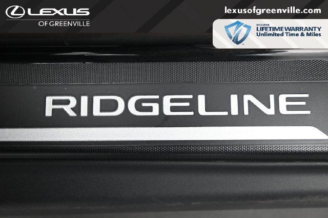 Used 2025 Honda Ridgeline Black Edition image 12