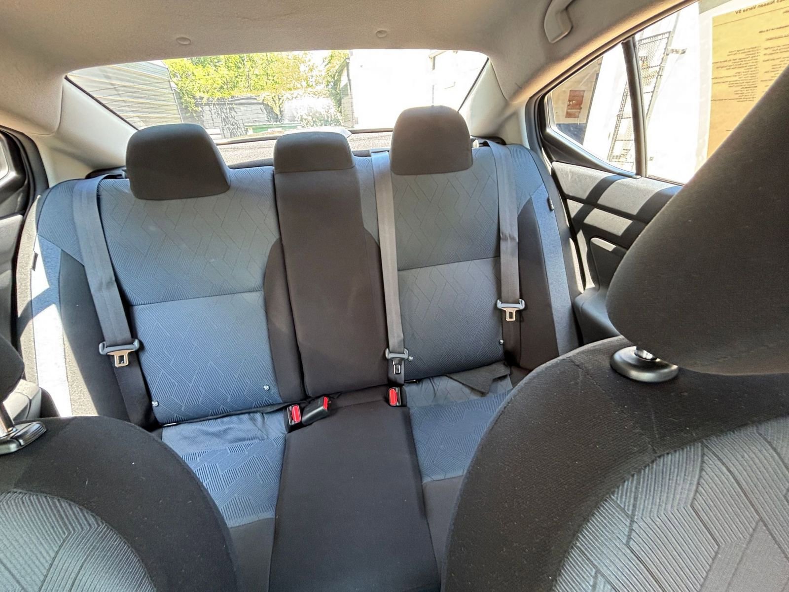 Used 2025 Nissan Versa SV FWD image 32