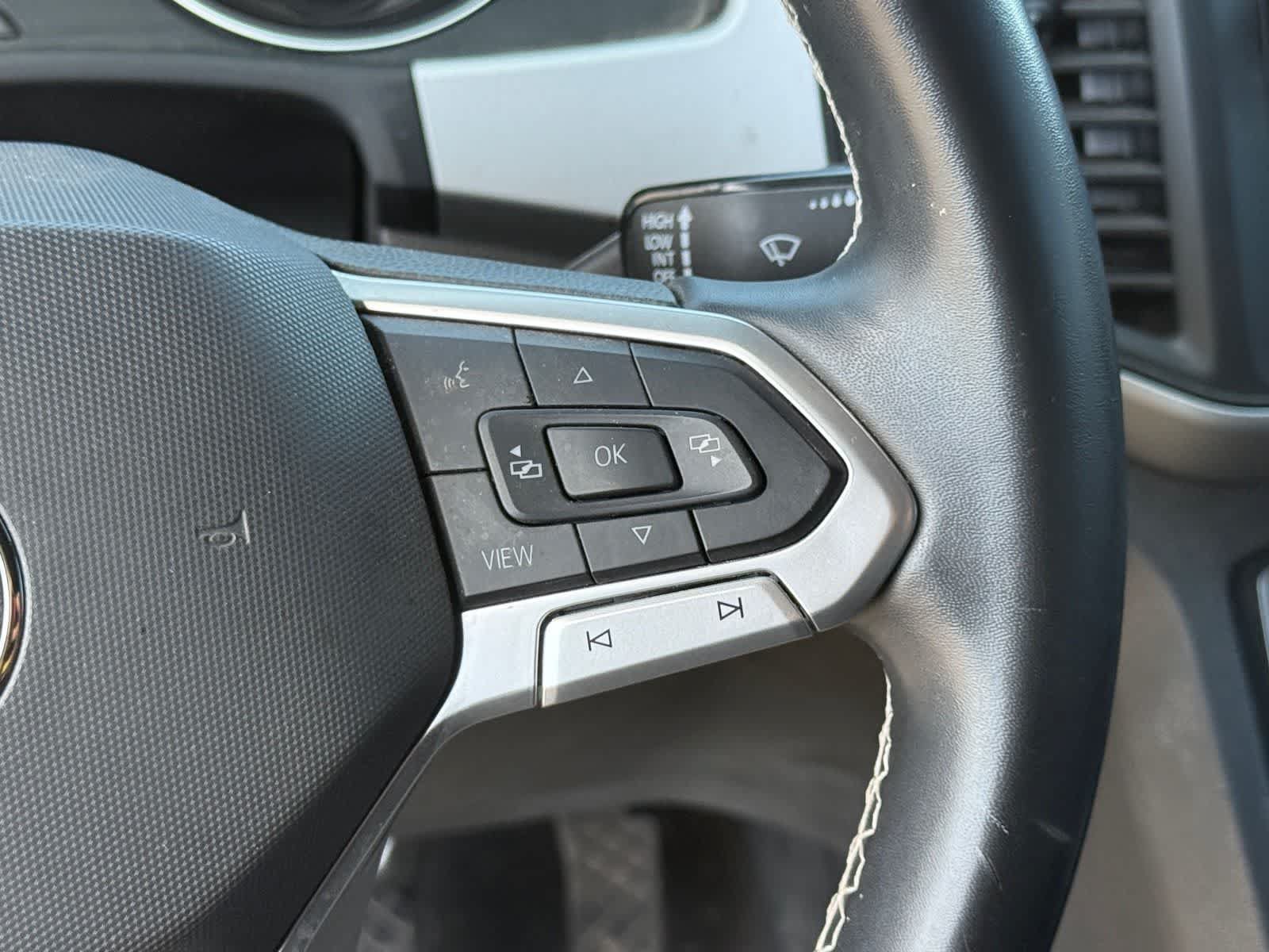Used 2021 Volkswagen Atlas Cross Sport SE FWD image 20
