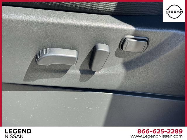 Used 2026 Nissan Frontier PRO-4X AWD/4WD image 17