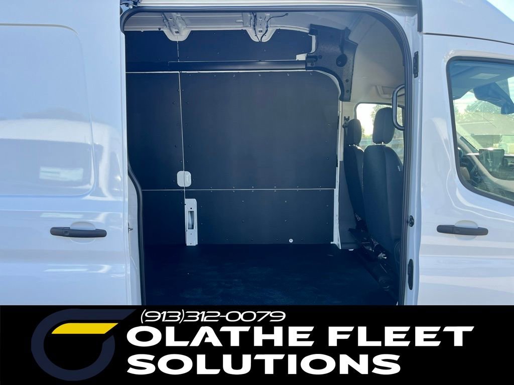 New 2024 Ford E-Transit 148 High Roof Extended w/ Load Area Protection Package image 3