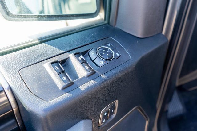 Used 2020 Ford F150 Raptor w/ Equipment Group 802A Luxury image 17