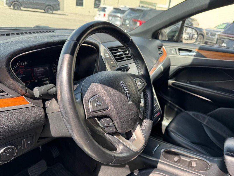 Used 2017 Lincoln MKC Select w/ Select Plus Package image 15