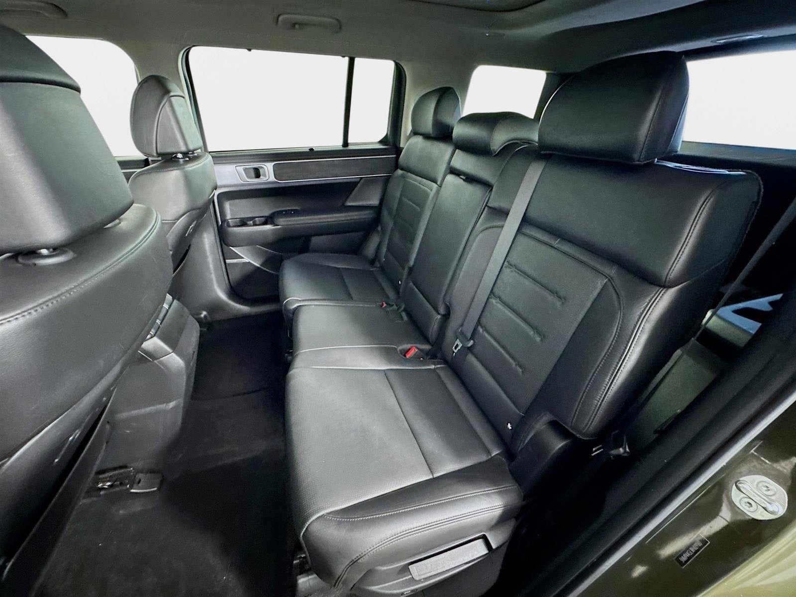 Used 2024 Hyundai Santa Fe Limited FWD image 25