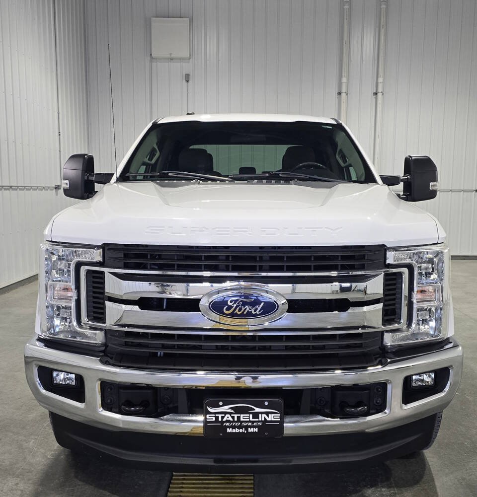 Used 2019 Ford F250 XLT w/ XLT Value Package AWD/4WD image 3