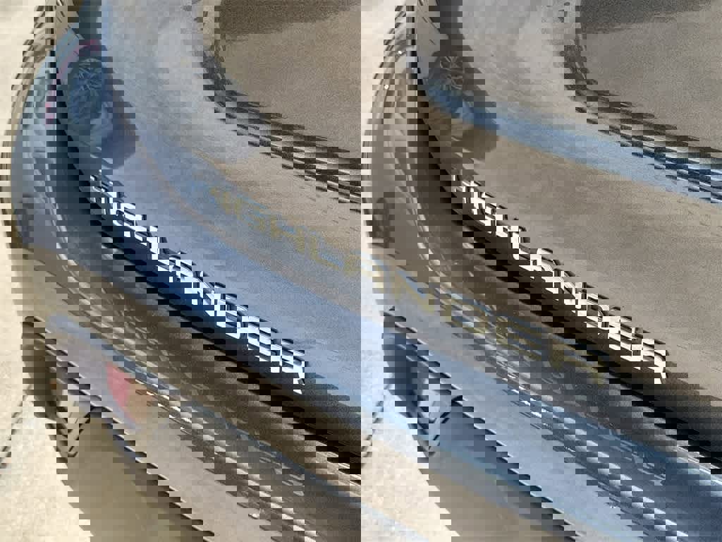 Used 2020 Toyota Highlander XLE image 7