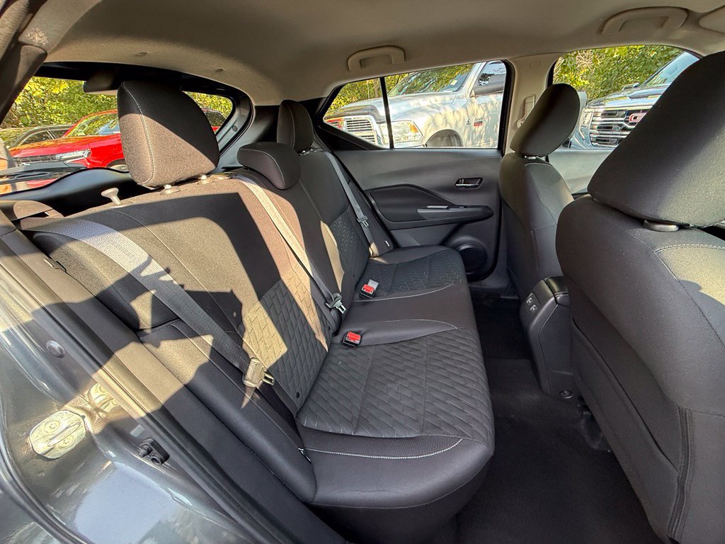 Used 2023 Nissan Kicks SV FWD image 37