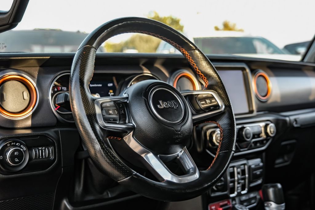 Used 2021 Jeep Gladiator Mojave image 12