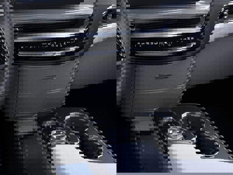 New 2025 Cadillac Lyriq Luxury w/ LPO, Floor Liner Package image 23