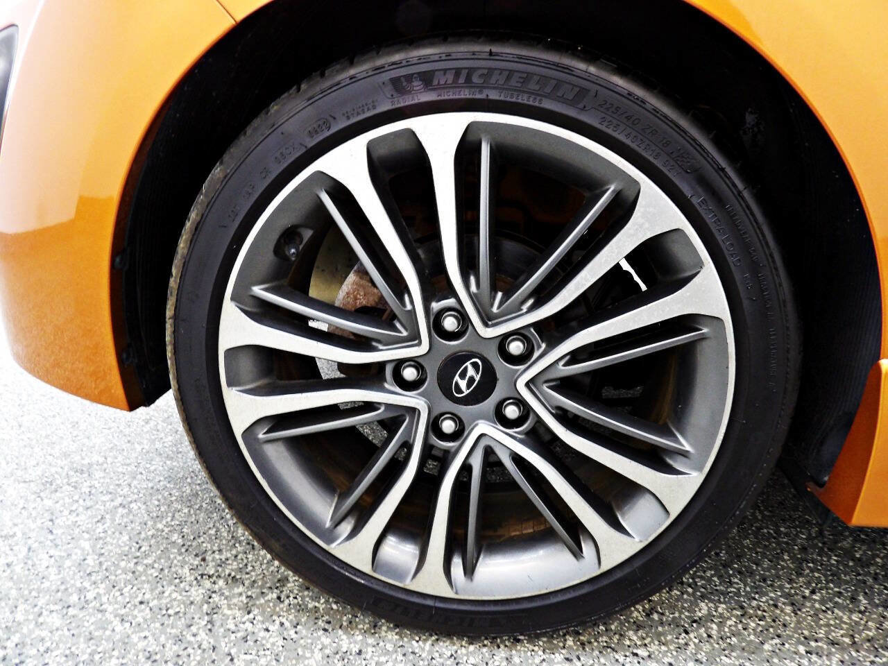 Used 2016 Hyundai Veloster Turbo image 19