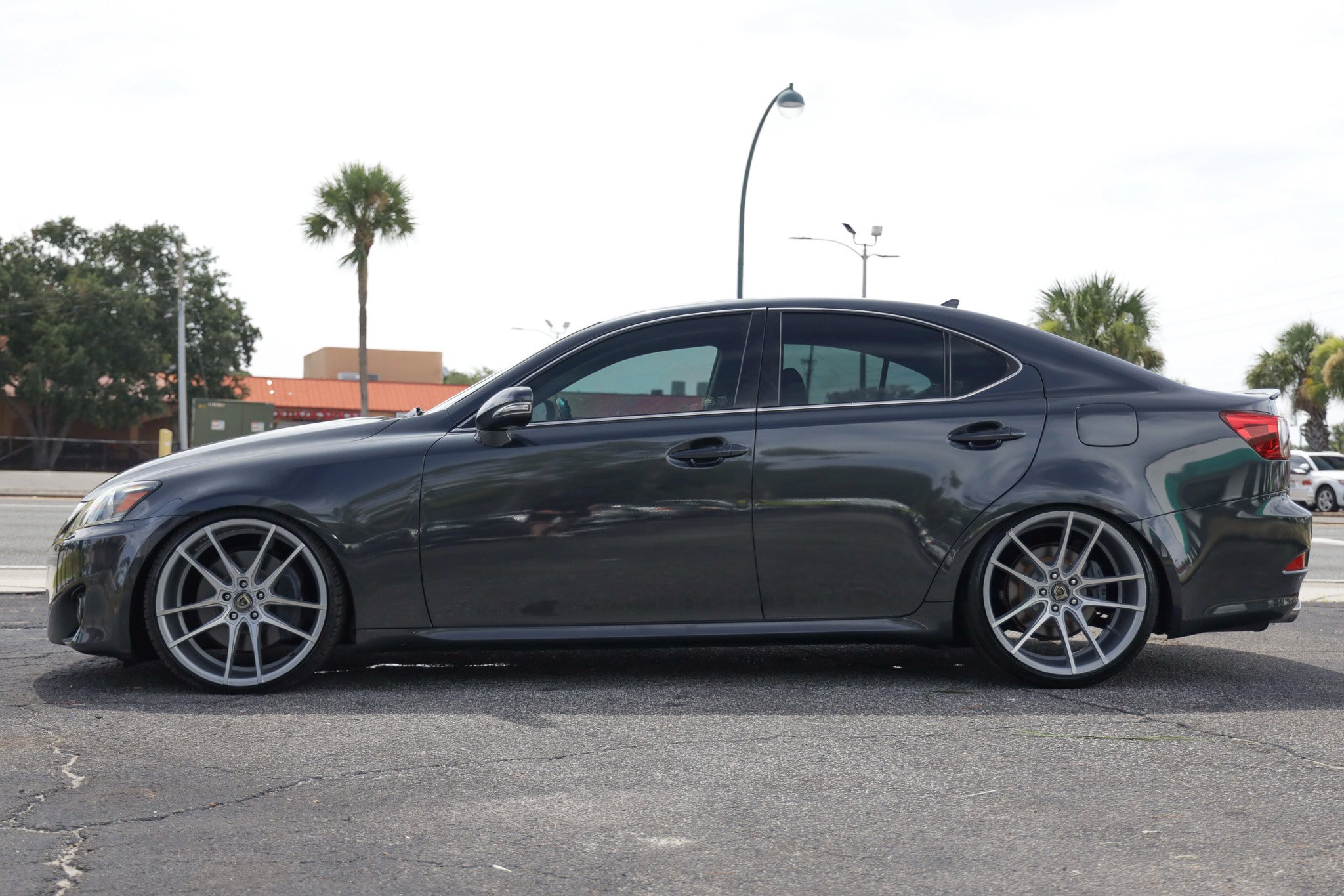 Used 2011 Lexus IS 350 w/ Premium Pkg Value Edition RWD image 4