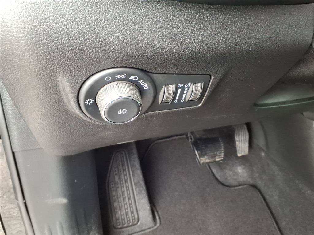 New 2026 Jeep Compass Latitude AWD/4WD image 9