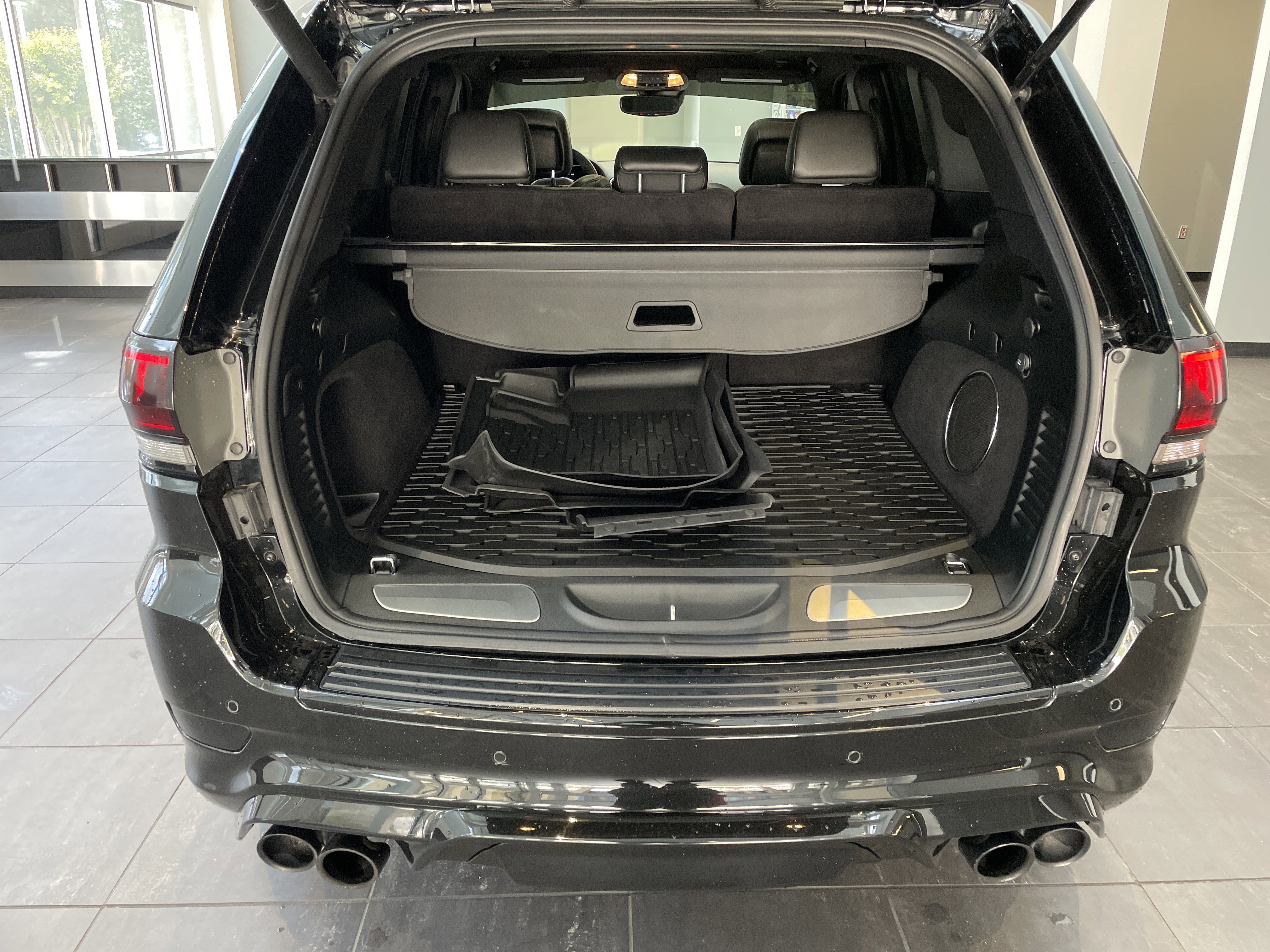 Used 2018 Jeep Grand Cherokee Trackhawk AWD/4WD image 37