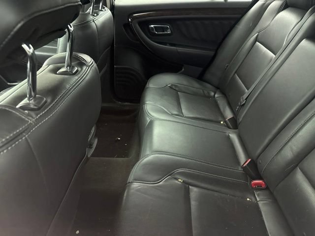 Used 2013 Ford Taurus Limited FWD image 4