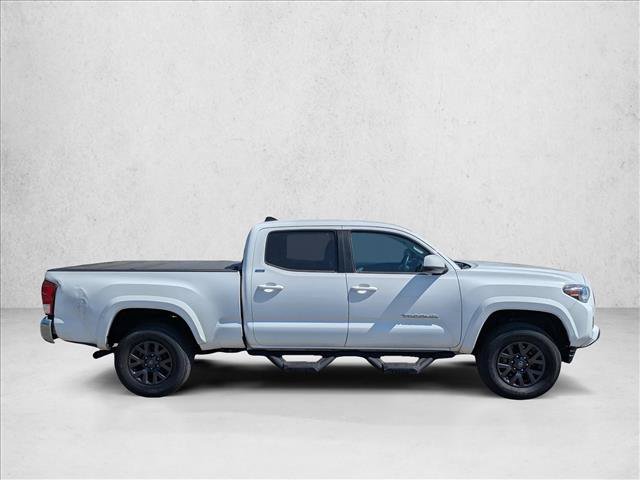 Used 2021 Toyota Tacoma SR5 AWD/4WD image 4