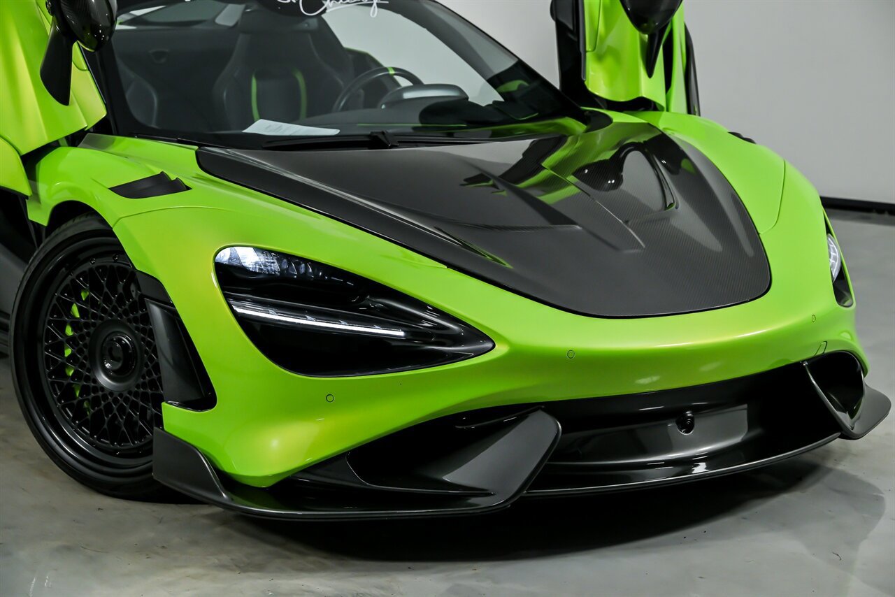 Used 2022 McLaren 765LT image 3