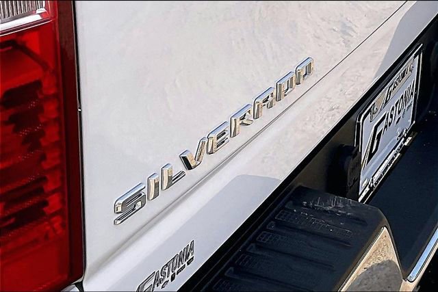Used 2025 Chevrolet Silverado 2500 LT w/ Convenience Package image 22
