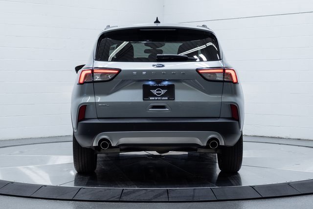 Used 2022 Ford Escape SEL image 7