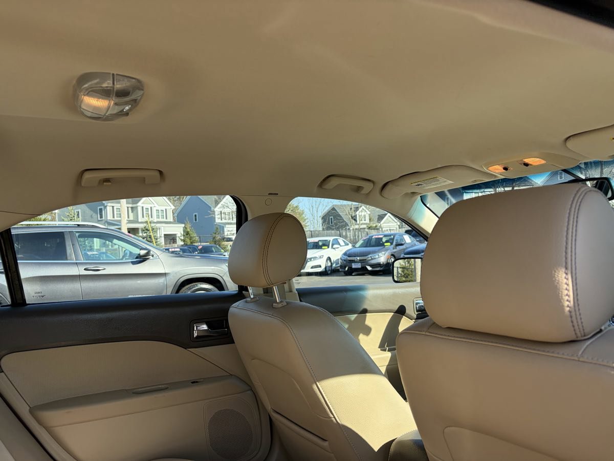 Used 2008 Mercury Milan Premier image 22