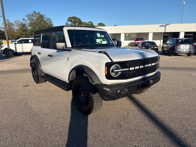 Certified 2026 Ford Bronco Outer Banks AWD/4WD image 2