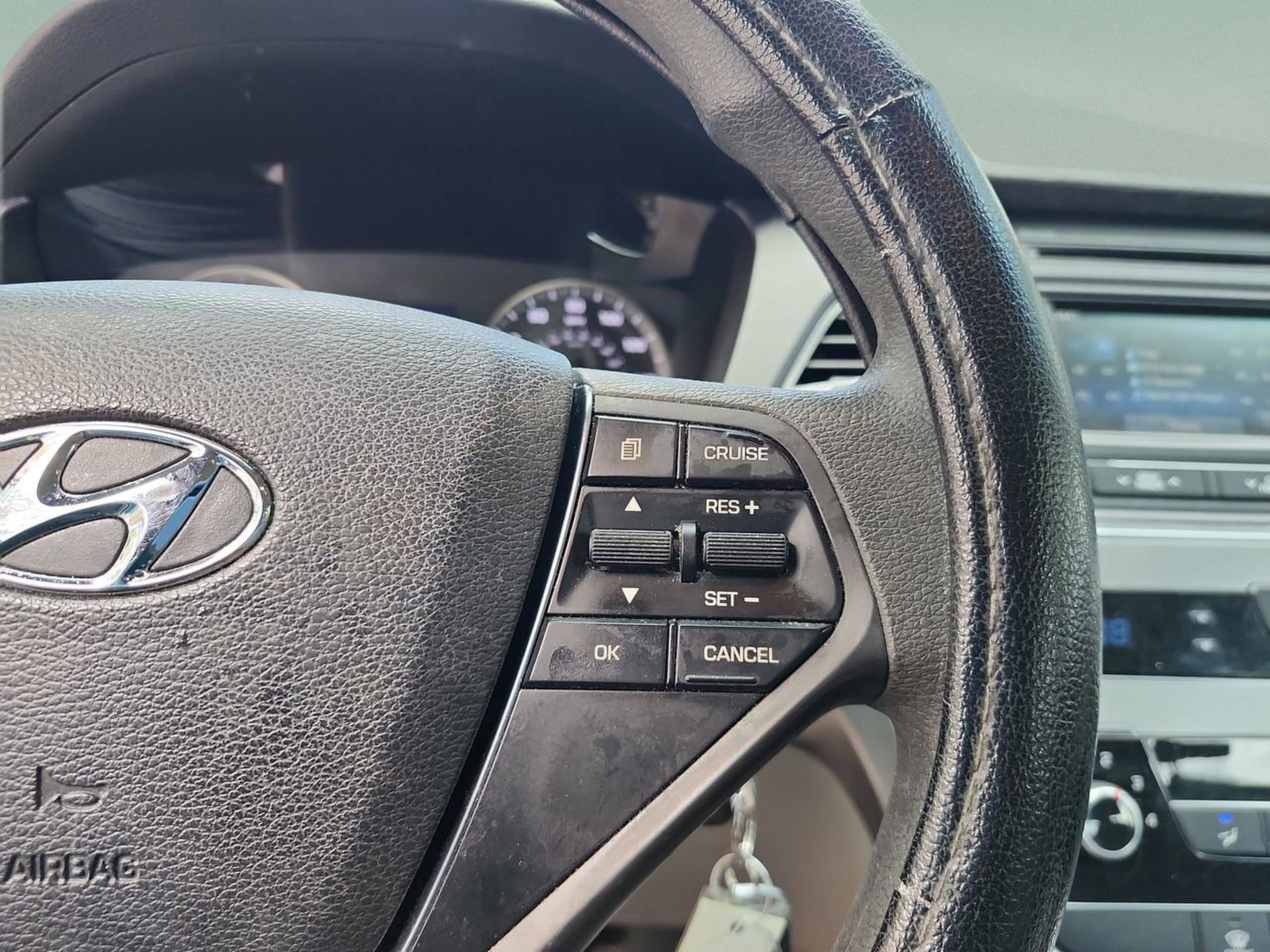 Used 2015 Hyundai Sonata SE w/ Option Group 09 image 25