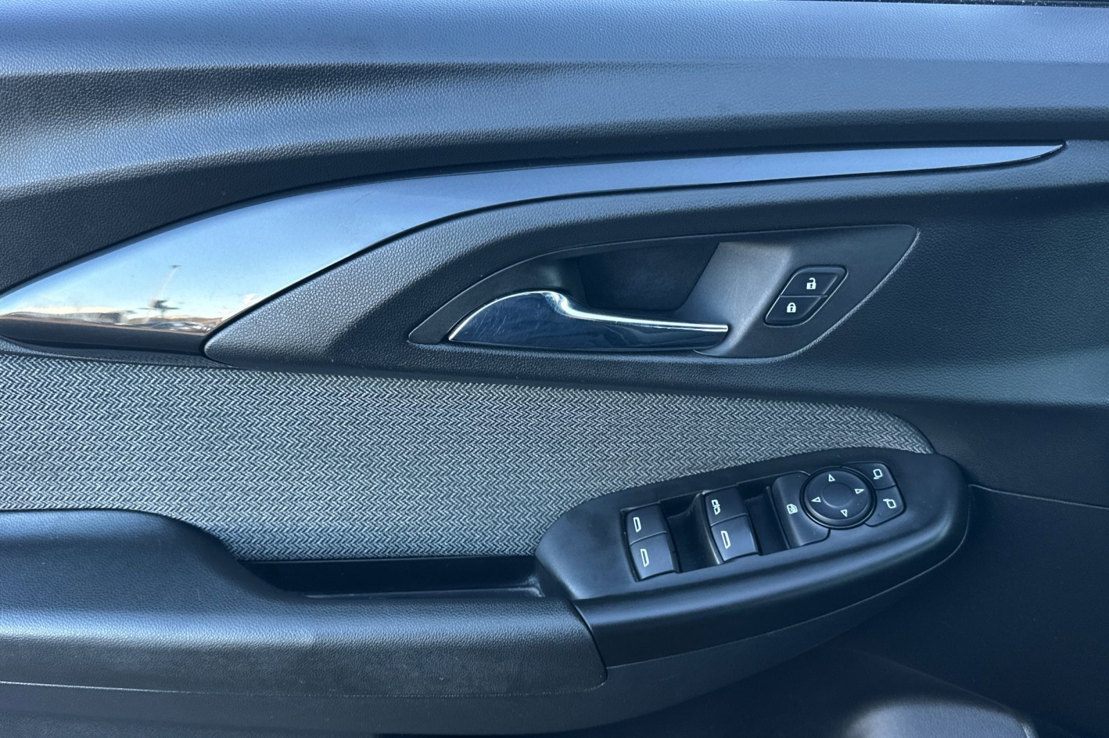 Used 2021 Chevrolet TrailBlazer LS image 11