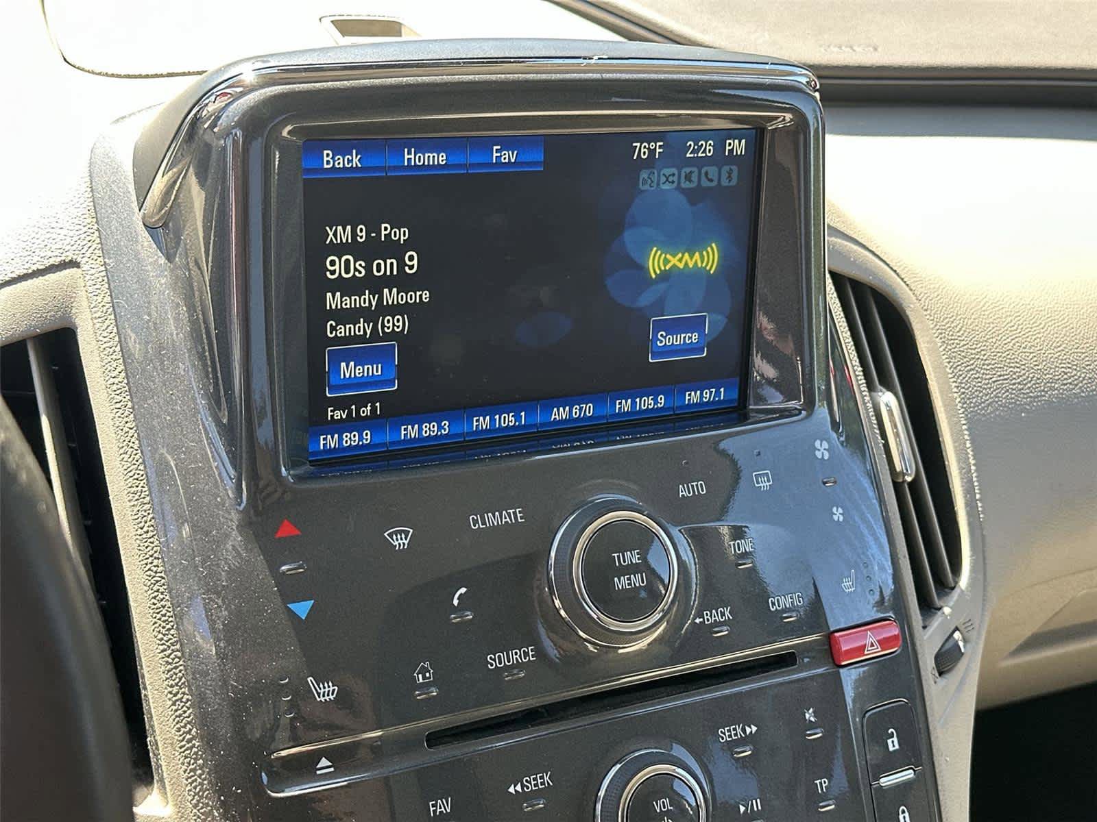 Used 2013 Chevrolet Volt Premium w/ Premium Trim Package FWD image 17
