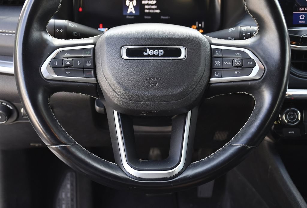 Used 2022 Jeep Compass High Altitude AWD/4WD image 7