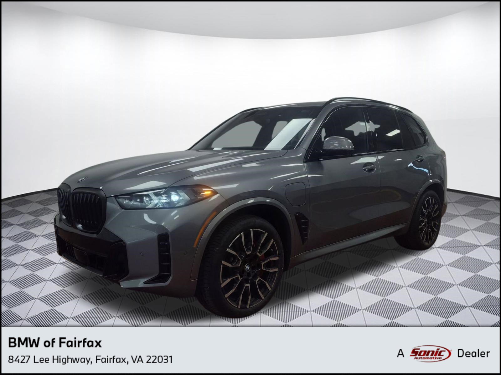 New 2026 BMW X5 xDrive50e image 1