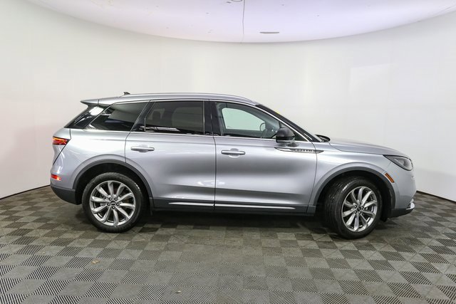 Used 2022 Lincoln Corsair AWD w/ Premium Package image 13