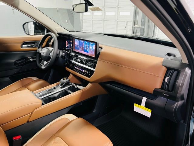New 2026 Nissan Pathfinder Platinum image 37