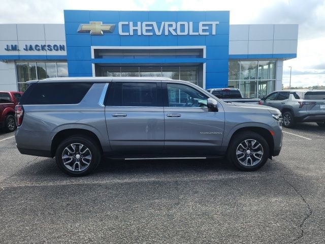 Used 2021 Chevrolet Suburban LT w/ LT Signature Package RWD image 6