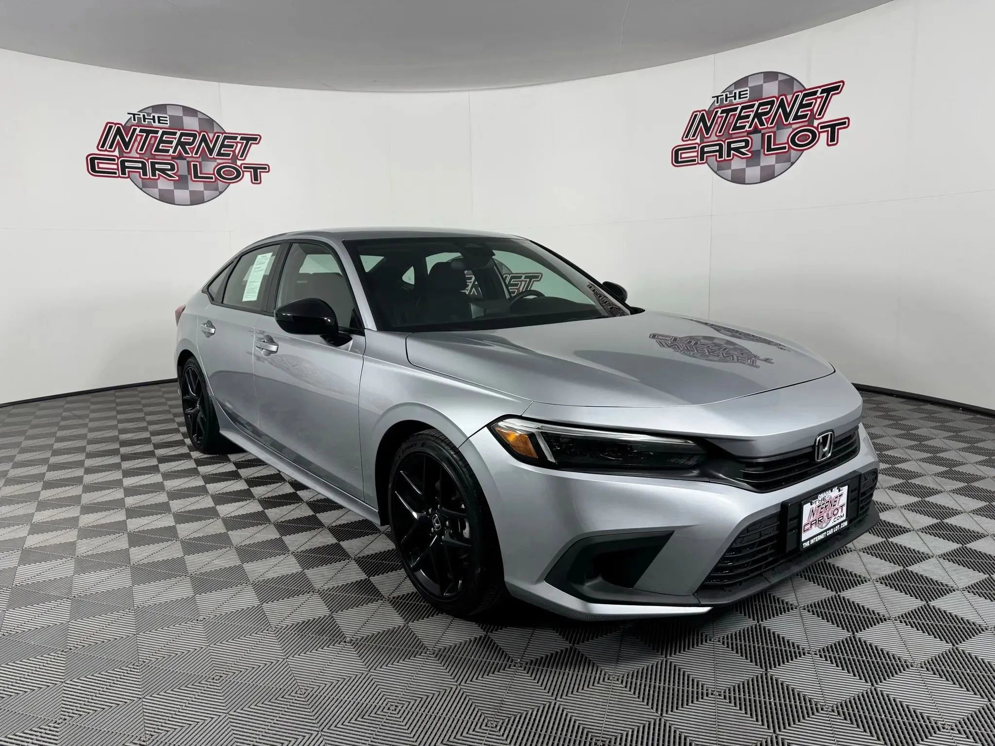 Used 2025 Honda Civic Sport image 9