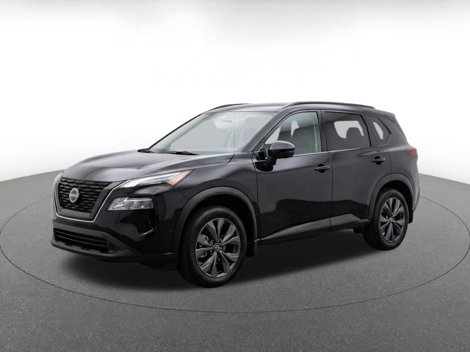 Used 2025 Nissan Rogue SV AWD/4WD image 3