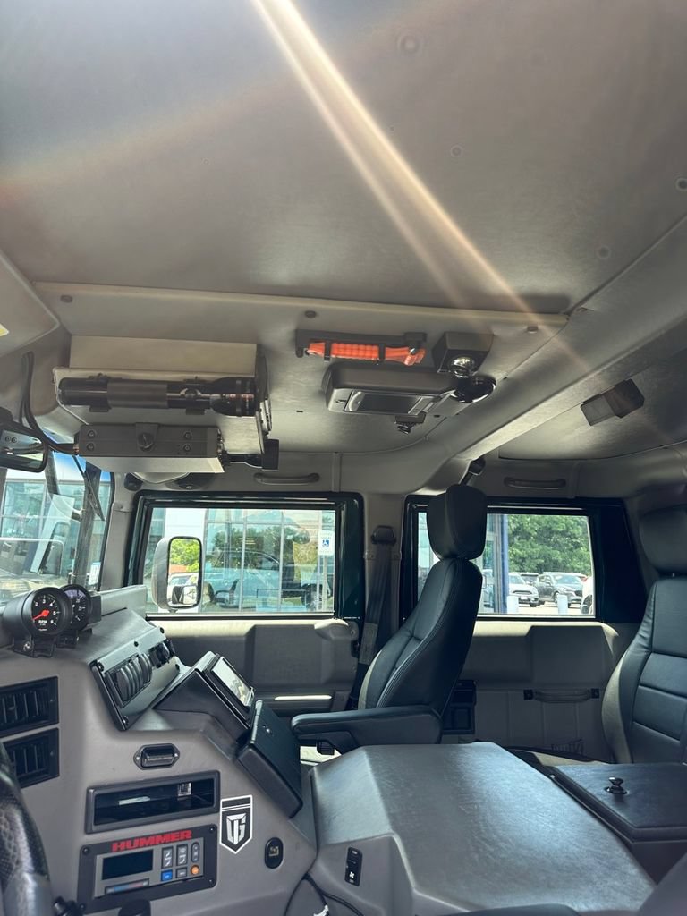 Used 1995 HUMMER H1 4-Door Wagon AWD/4WD image 21