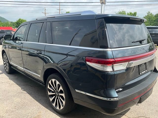 Used 2024 Lincoln Navigator L Reserve AWD/4WD image 11