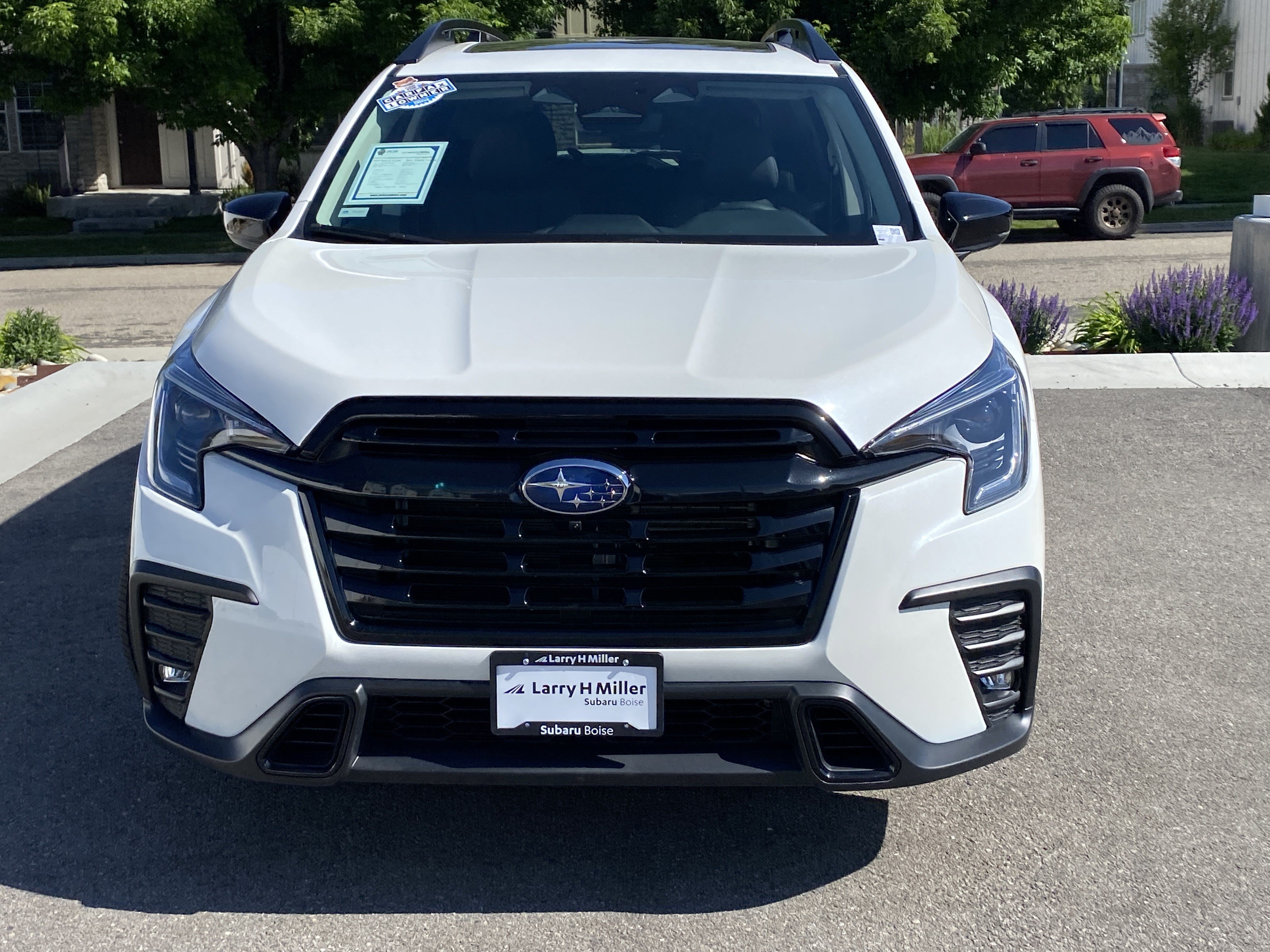 Certified 2025 Subaru Ascent Bronze Edition AWD/4WD image 9