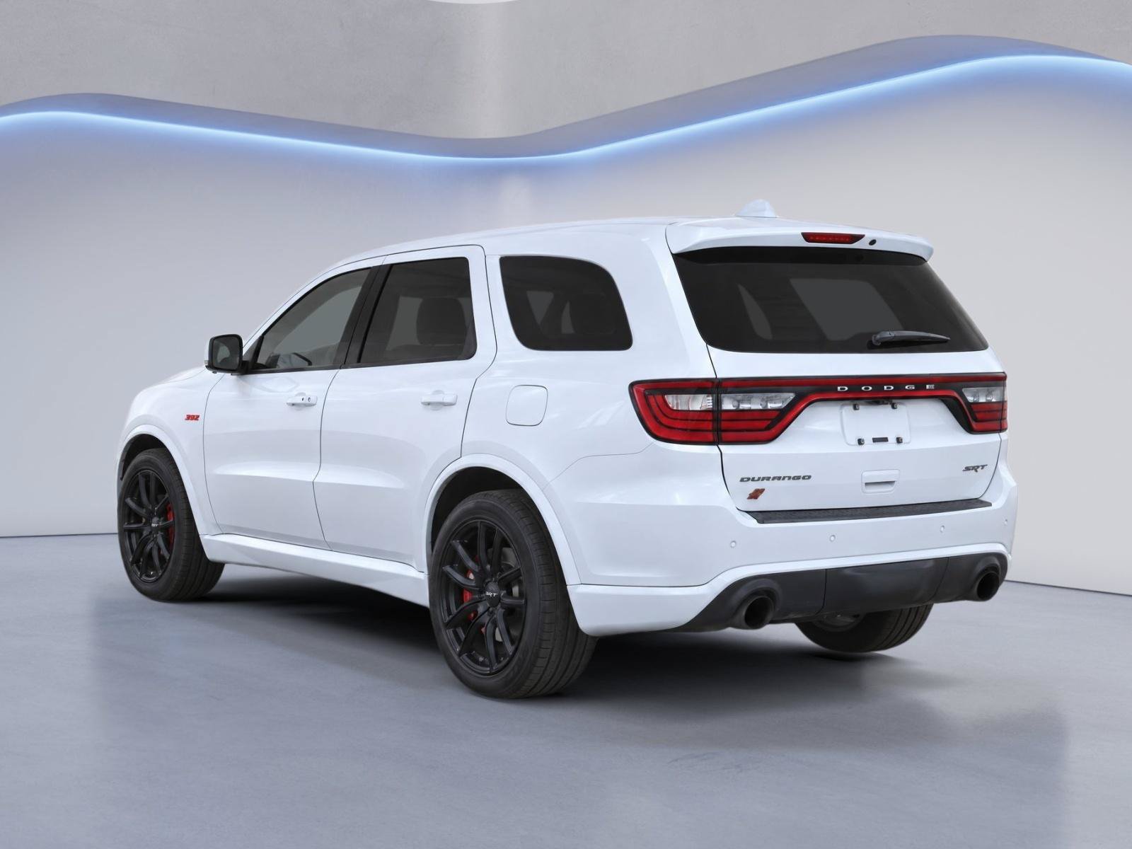 Used 2018 Dodge Durango SRT w/ Technology Group AWD/4WD image 4