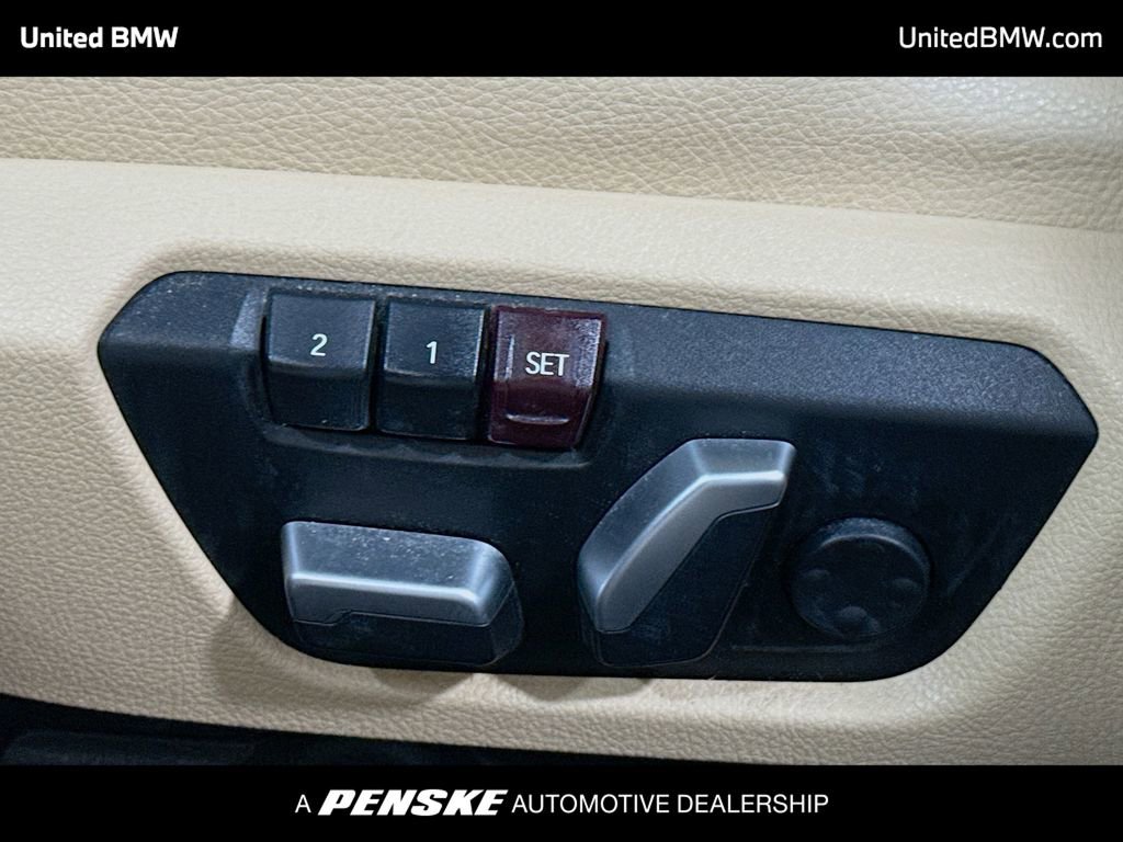 Used 2018 BMW 330i Gran Turismo xDrive image 4