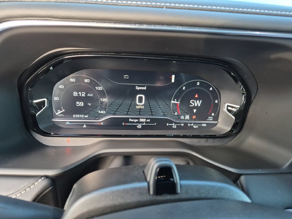 Used 2024 GMC Yukon XL Denali Ultimate AWD/4WD image 17