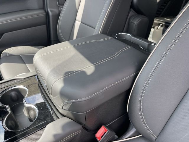 New 2026 GMC Yukon Elevation w/ LPO, Floor Liner Package AWD/4WD image 21