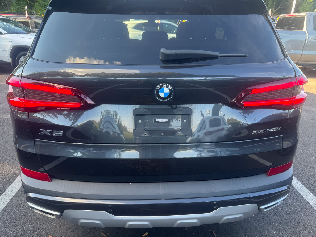 Used 2023 BMW X5 xDrive40i w/ Premium Package AWD/4WD image 37