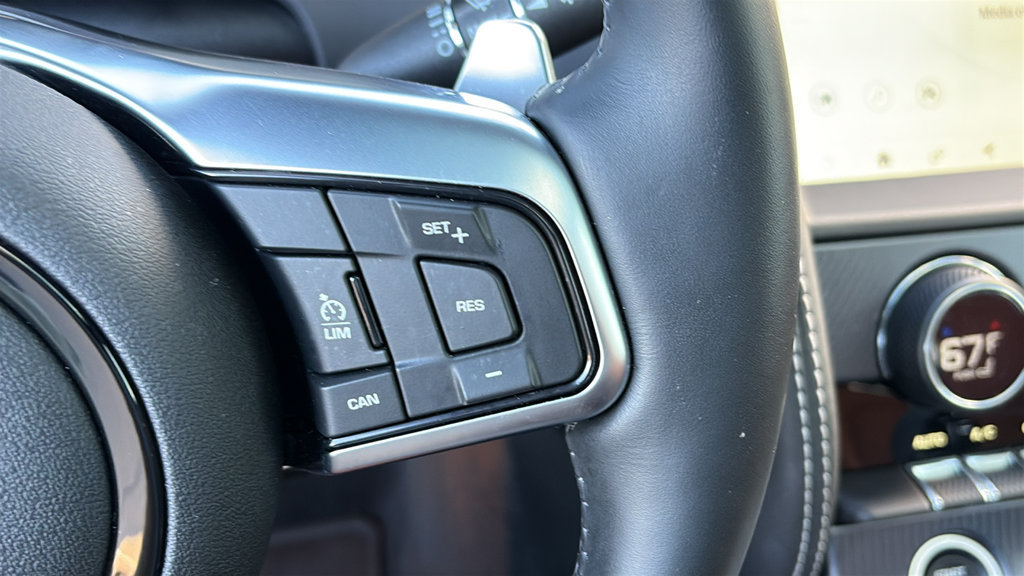 Used 2023 Jaguar F-TYPE R-Dynamic AWD/4WD image 15