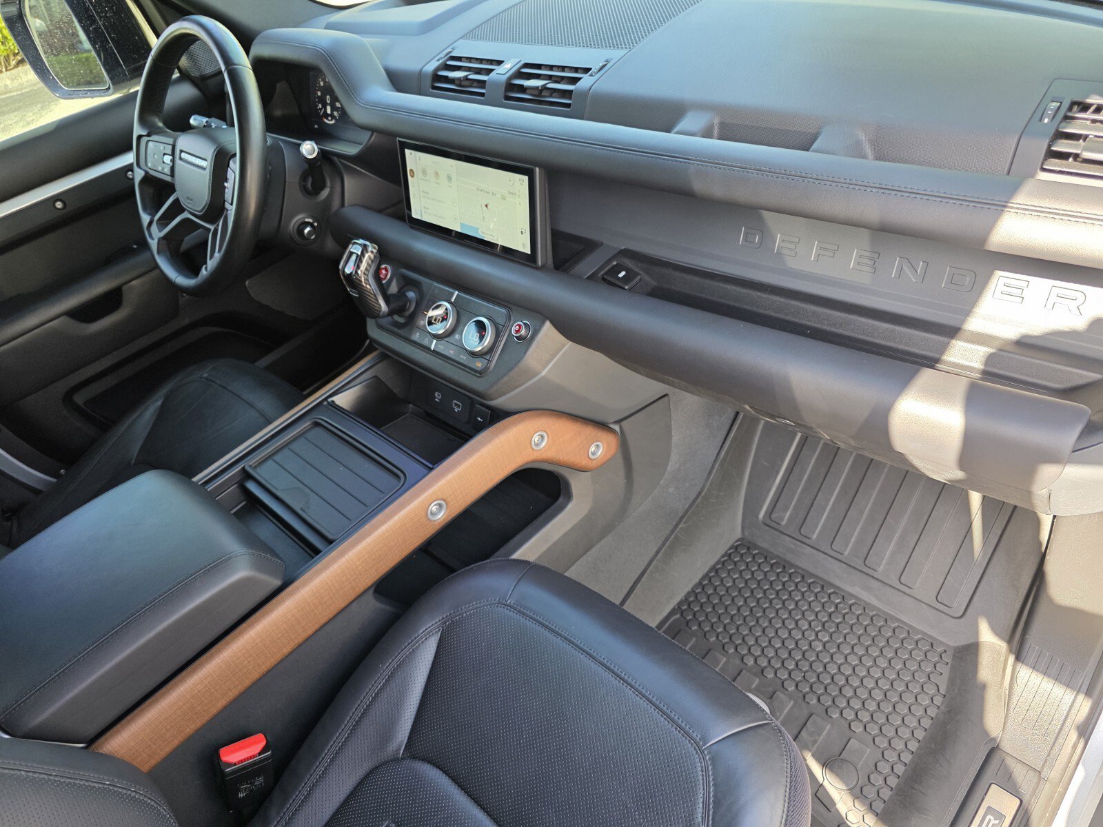 Used 2021 Land Rover Defender 110 X AWD/4WD image 28