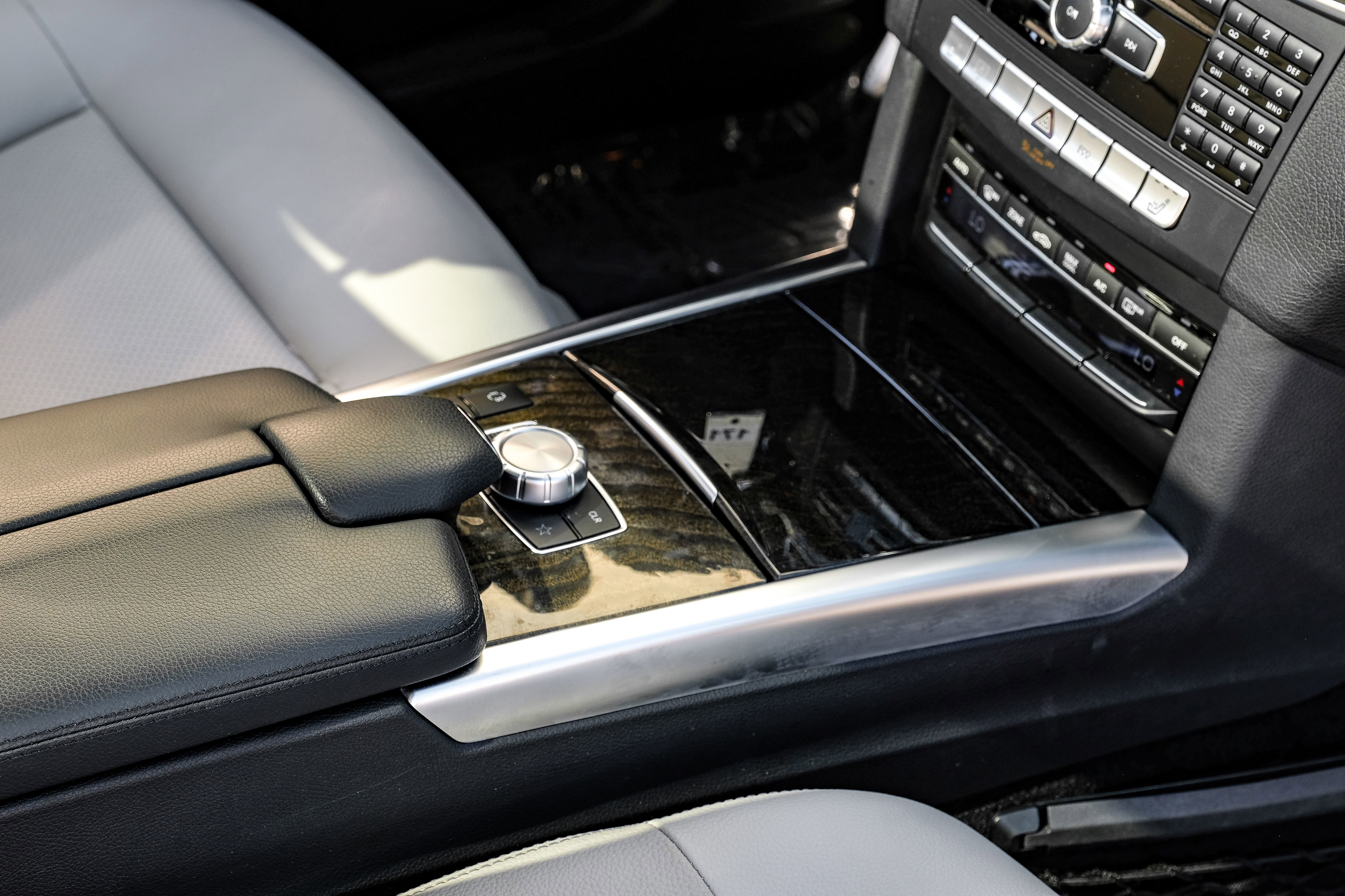 Used 2015 Mercedes-Benz E 350 Sedan w/ Premium 1 Package image 23